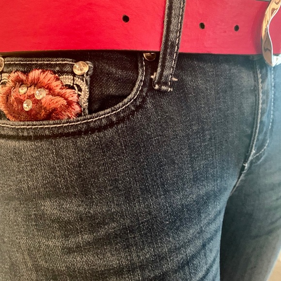 Upcycled Earl Jeans rose appliqués studded 27w - Picture 4 of 11